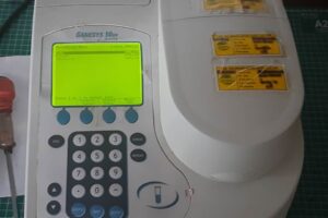 Service spectrophotometer genesys 10uv